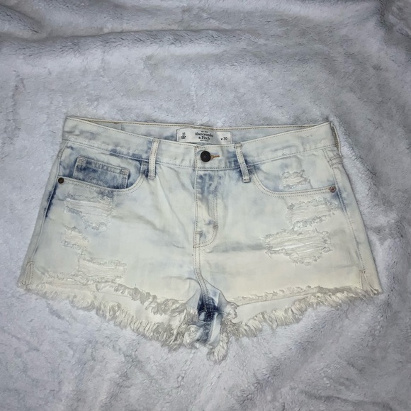 Abercrombie & Fitch Pants - abercrombie & fitch high waisted shorts Abercrombie & Fitch Pants - abercrombie & fitch high waisted shorts